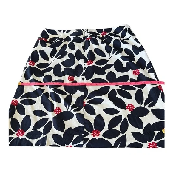 Talbots floral pattern skirt size 14P - Picture 8 of 8